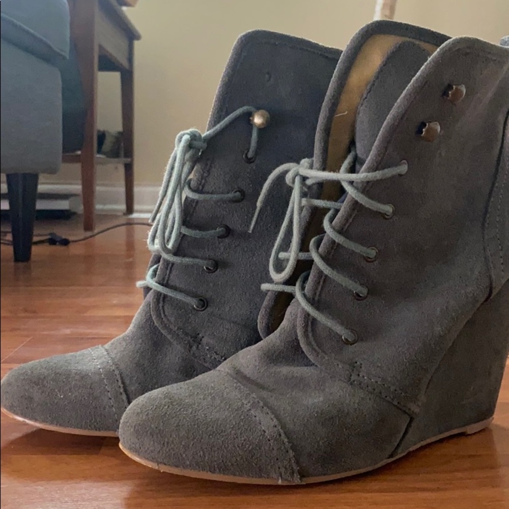 Kimchi Blue suede gray wedge booties